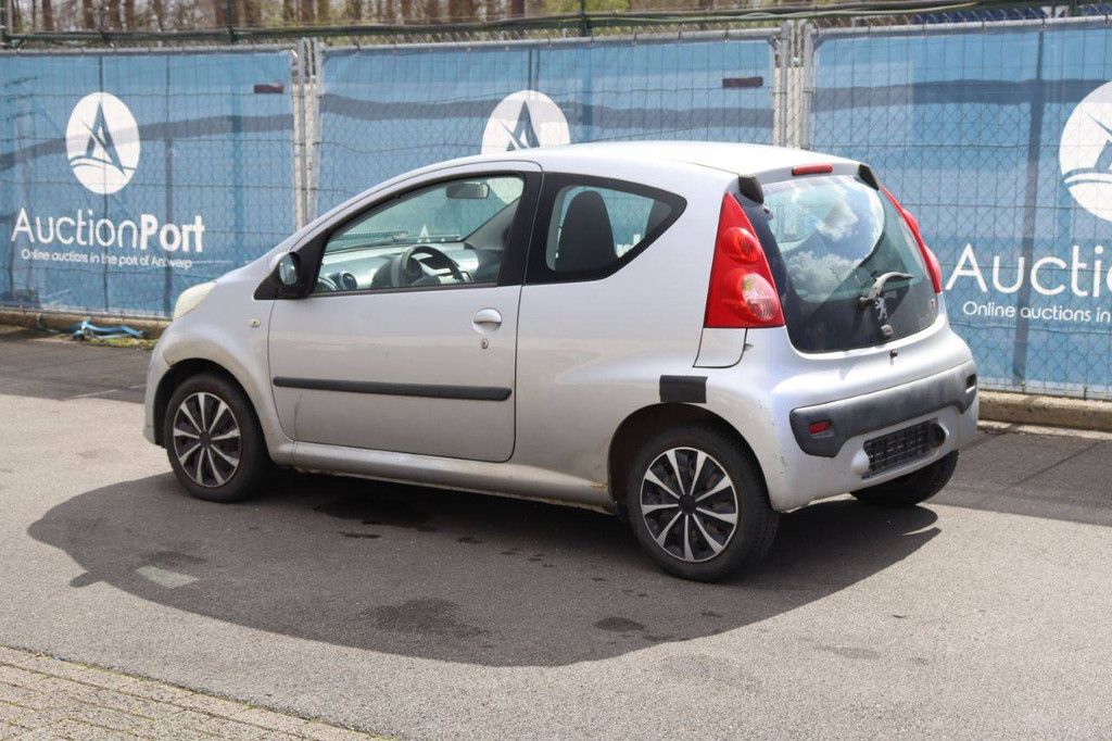Passenger car Peugeot 107 Petrol 68hp 2005 (Margin)