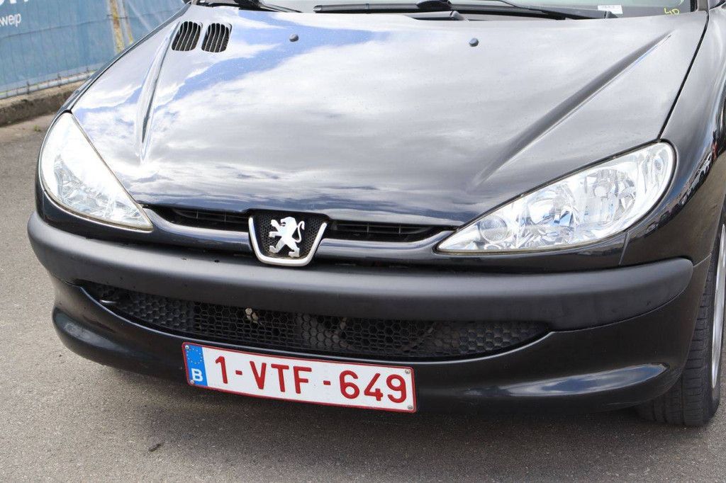 Pkw Peugeot 206 Benzin 75 PS 2005 (Margin)