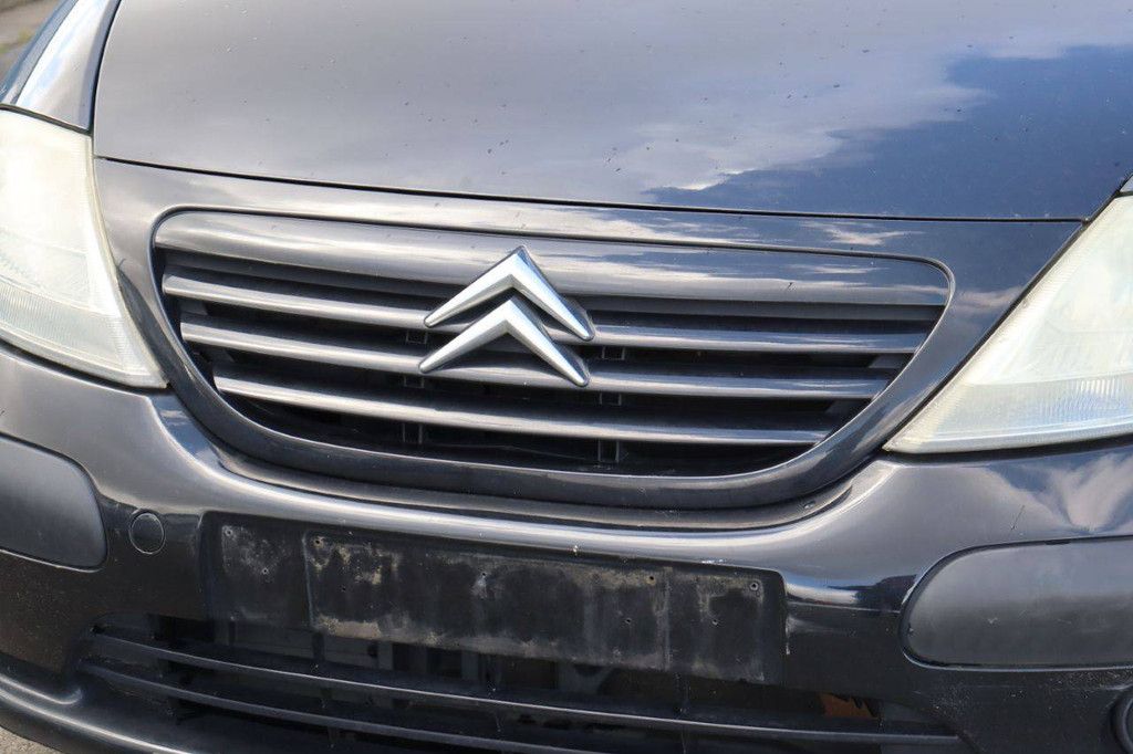 Passenger car Citroën C3 Petrol 110hp 2003 (Margin)