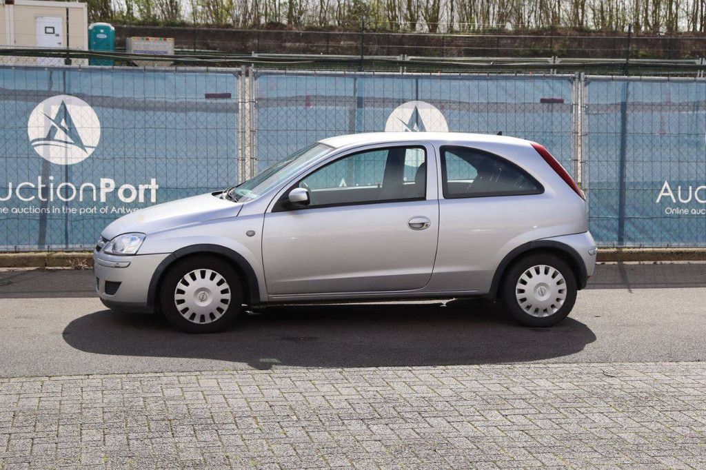 Passenger car Opel Corsa Petrol 60hp 2004 (Margin)