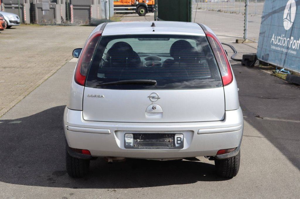Passenger car Opel Corsa Petrol 60hp 2004 (Margin)
