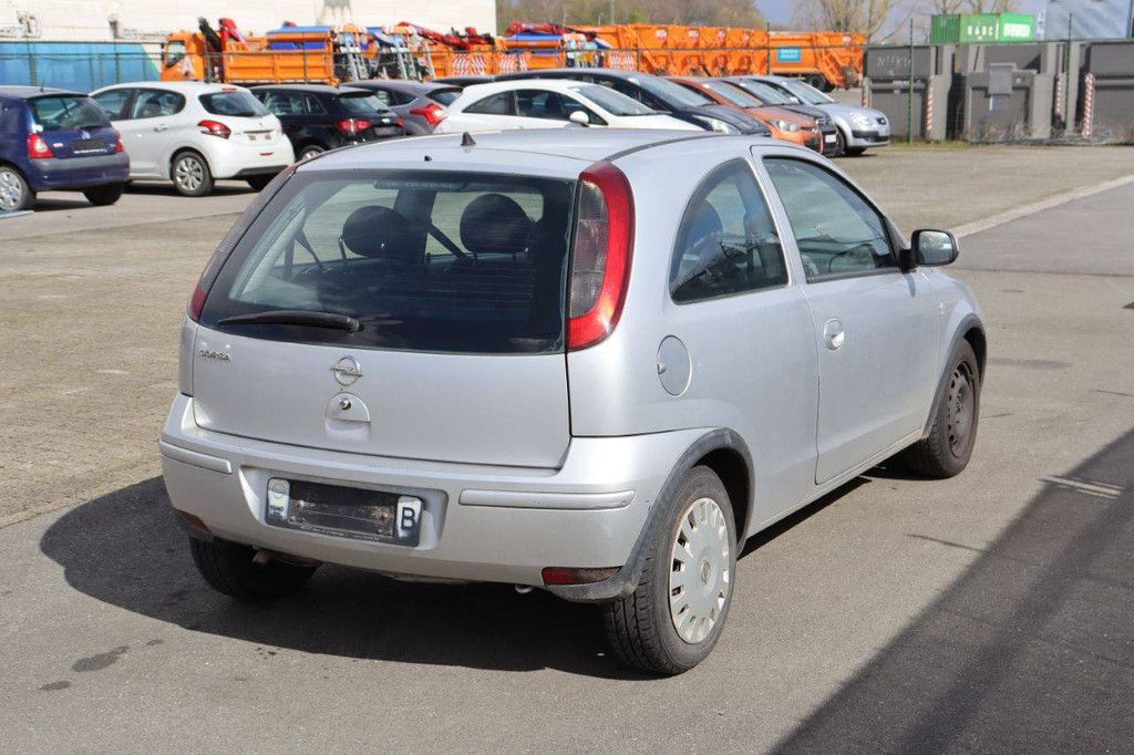 Passenger car Opel Corsa Petrol 60hp 2004 (Margin)