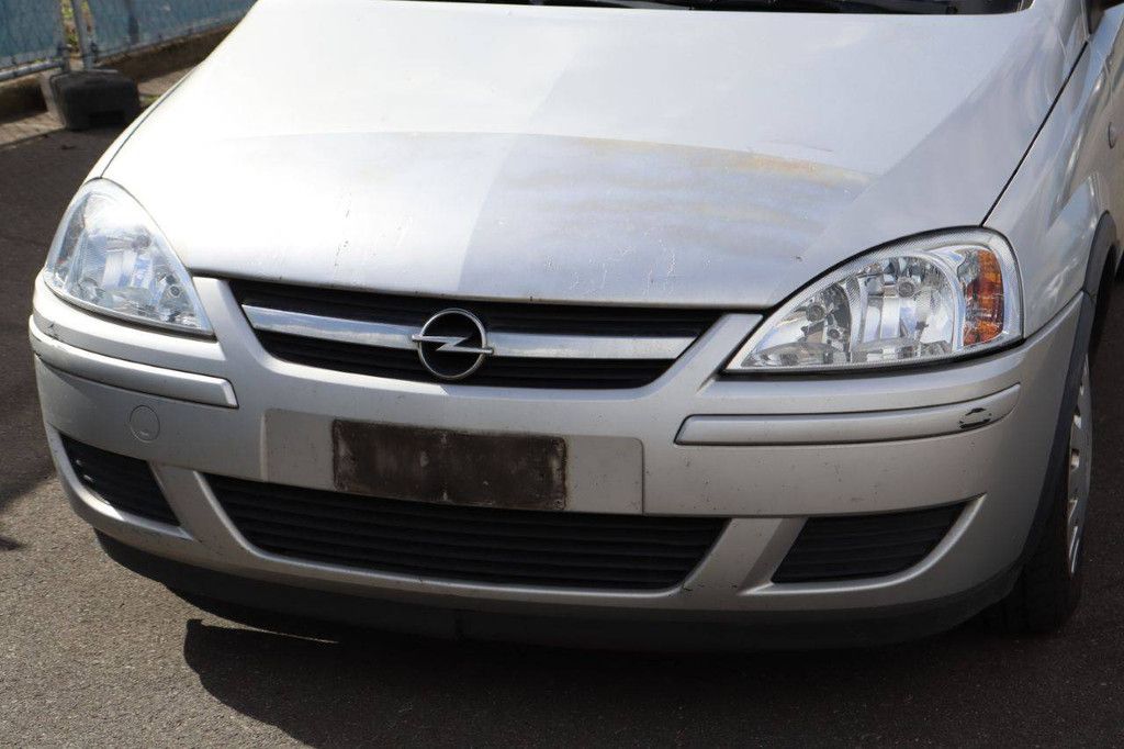 Passenger car Opel Corsa Petrol 60hp 2004 (Margin)