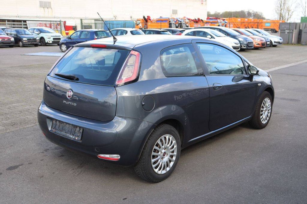 Passenger car Fiat Punto Petrol 69hp 2013 (Margin)