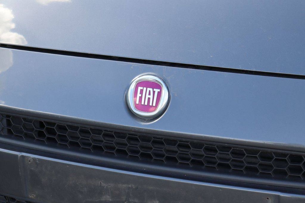 Passenger car Fiat Punto Petrol 69hp 2013 (Margin)