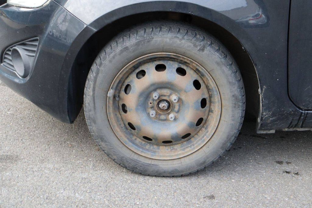 Suzuki Splash Petrol 65hp Passenger Car 2012 (Margin)