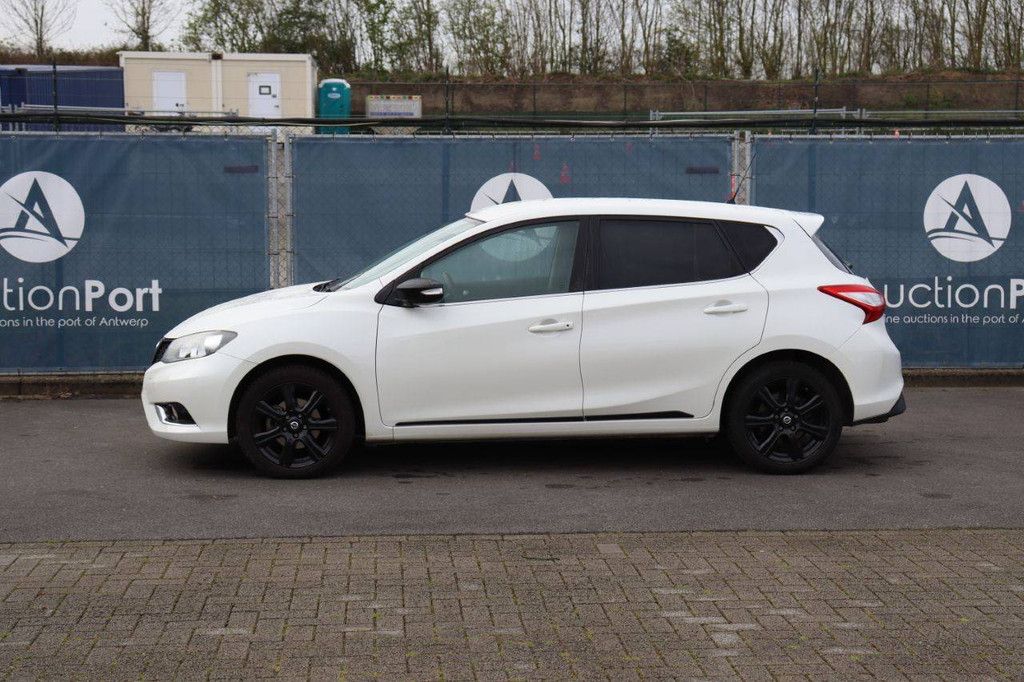 Pkw Nissan Pulsar Benzin 115 PS 2015 (Marge)