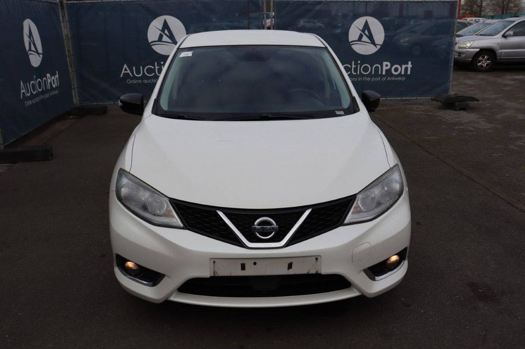 Pkw Nissan Pulsar Benzin 115 PS 2015 (Marge)