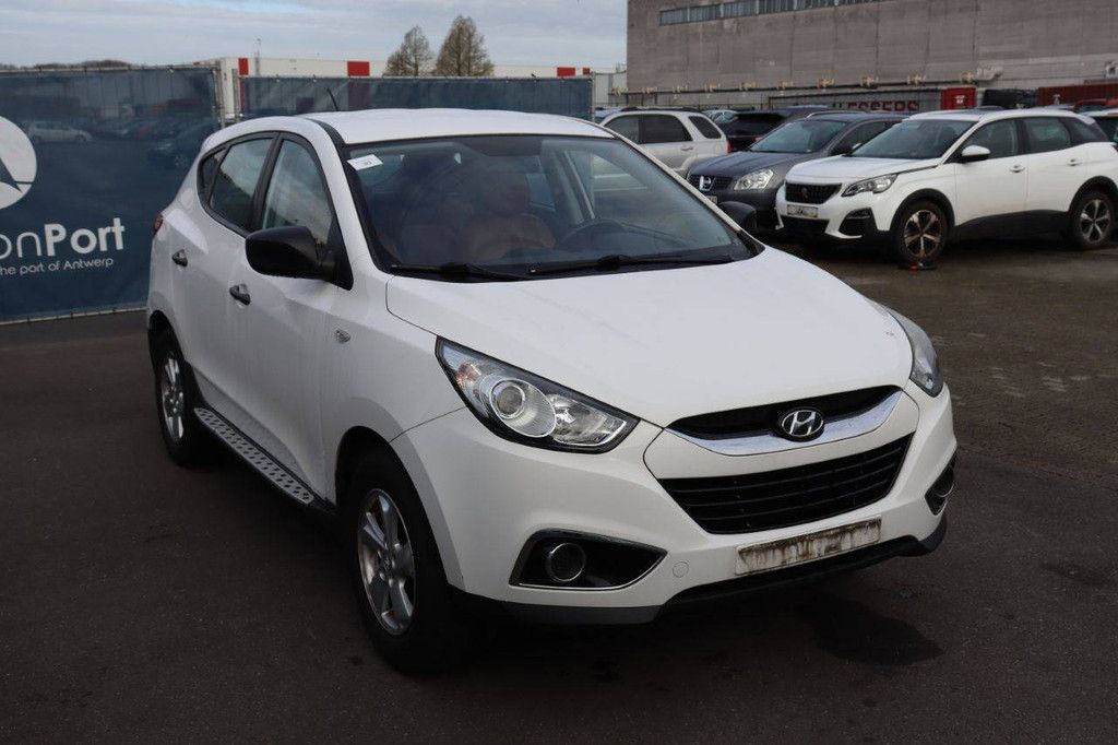 SUV Hyundai ix35 Petrol 136hp 2013 (Margin)