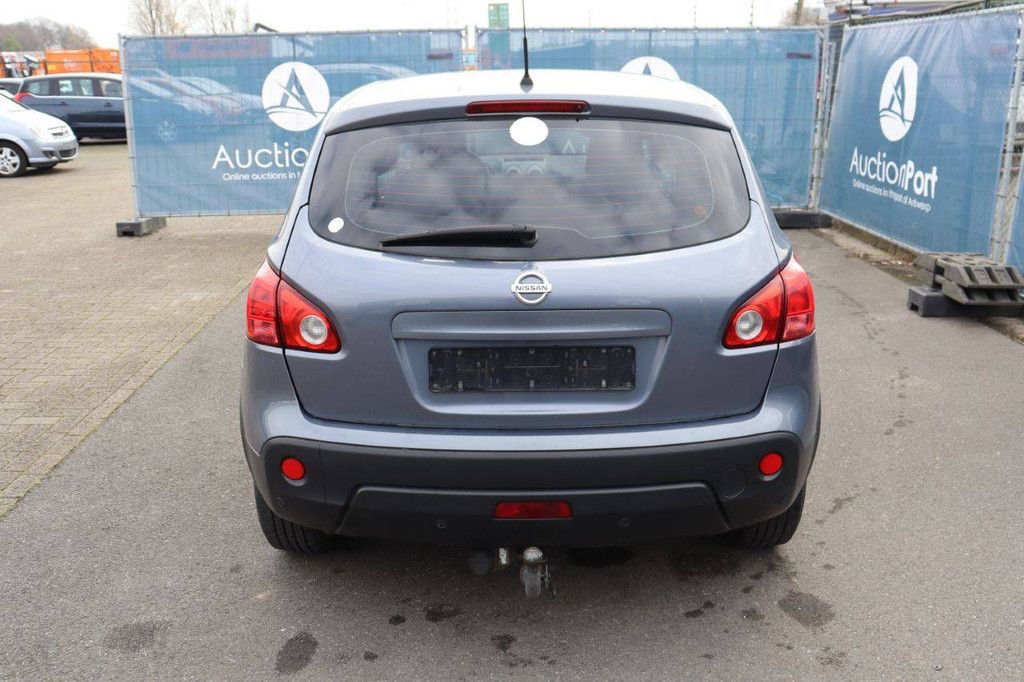 SUV Nissan Qashqai Diesel 106 PS 2008 (Margin)