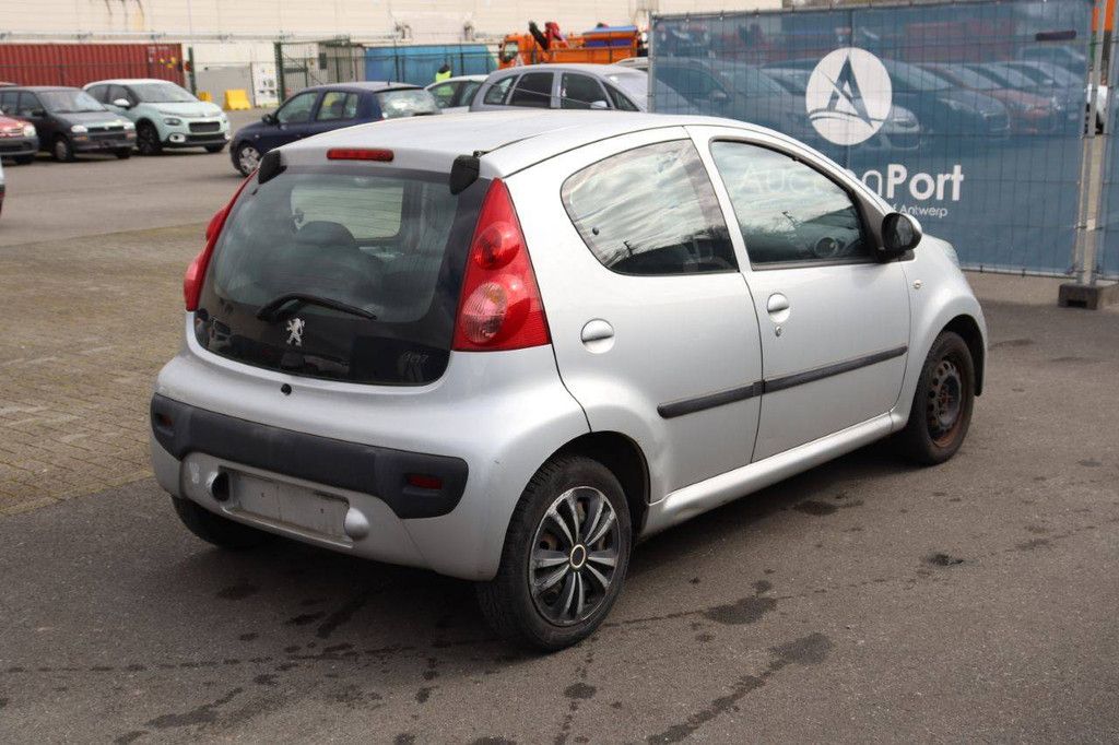 Passenger car Peugeot 107 Petrol 68hp 2008 (Margin)