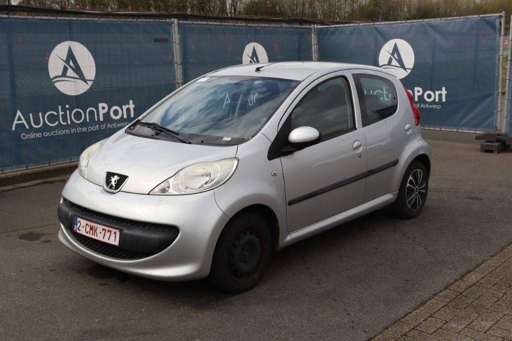 Passenger car Peugeot 107 Petrol 68hp 2008 (Margin)