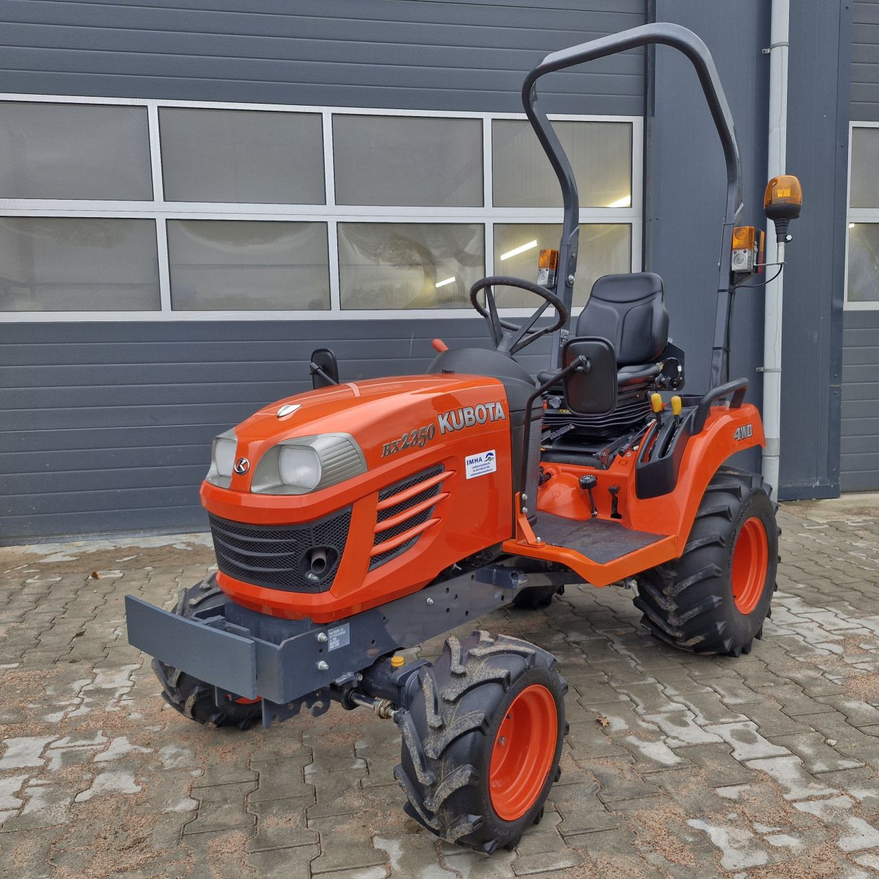 Kubota bx2350
