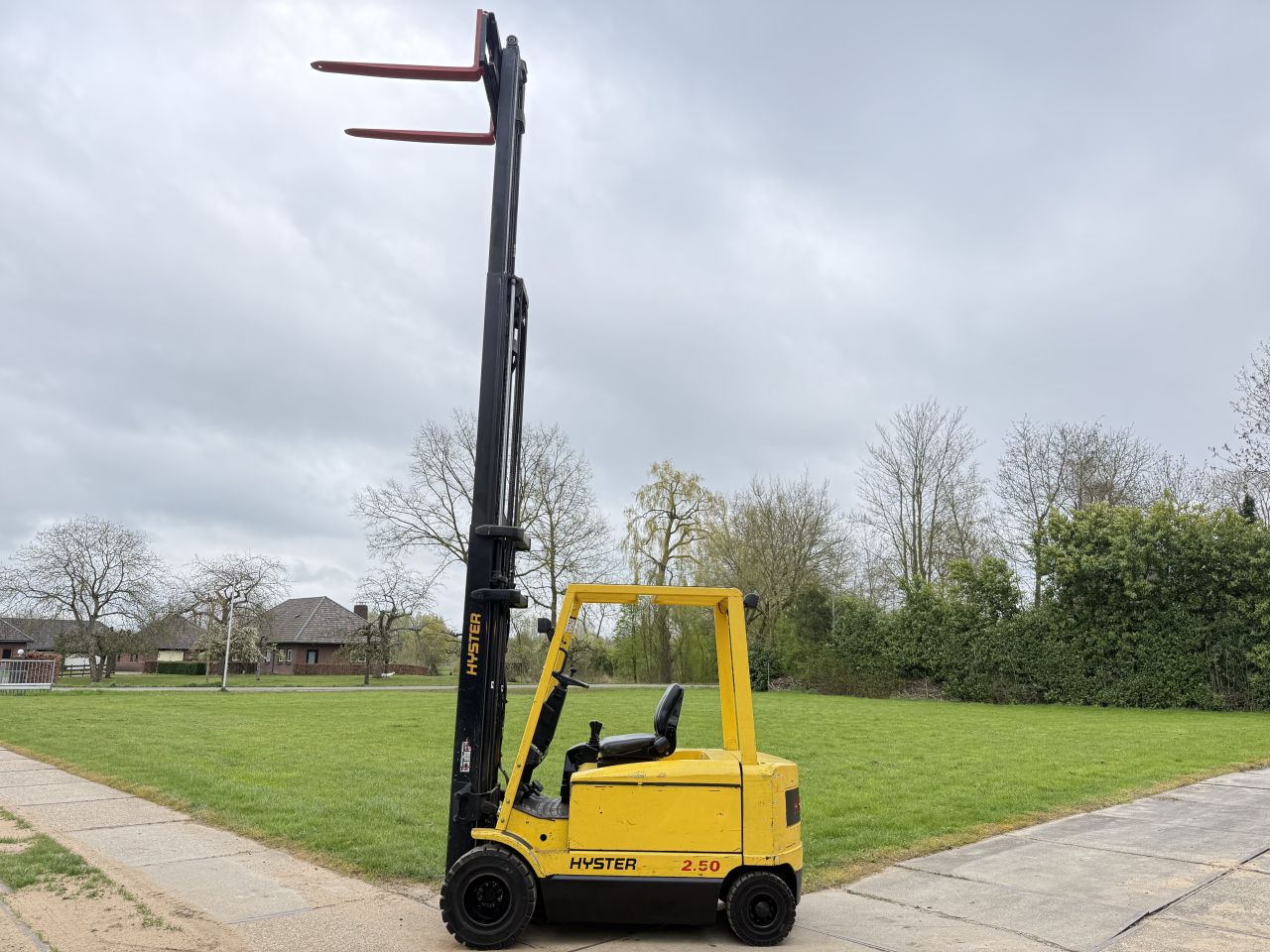 Hyster 2500KG elektrisch triplo 6M freelift Sideshift verlichtin