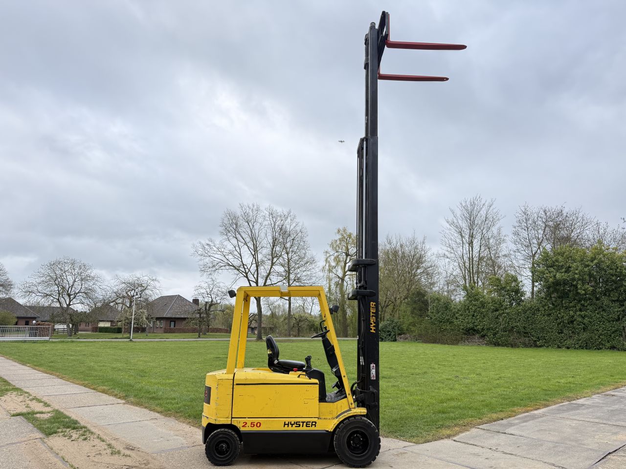 Hyster 2500KG elektrisch triplo 6M freelift Sideshift verlichtin