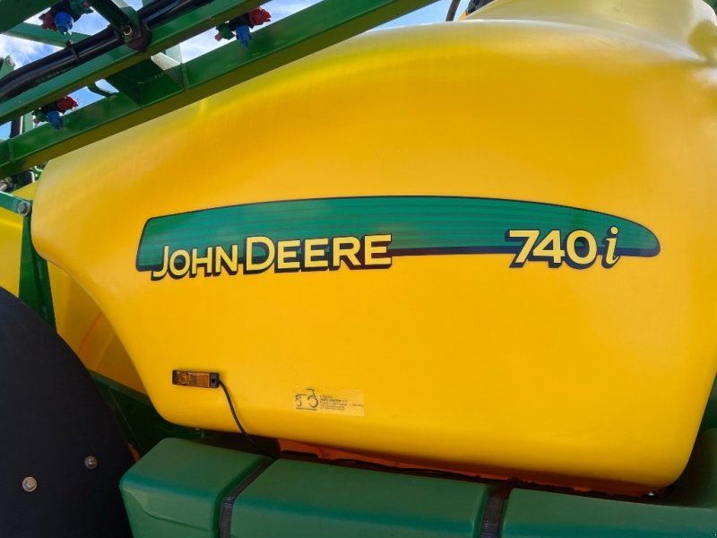 John Deere 740 i