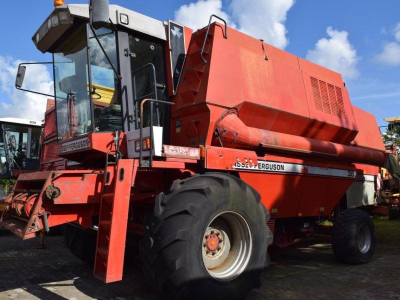 Massey Ferguson 38