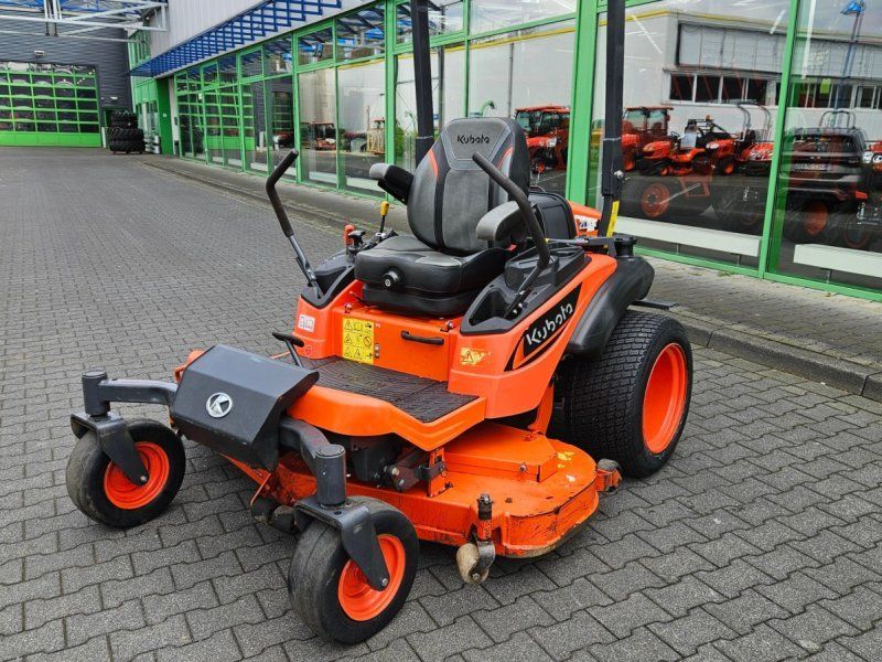 Kubota ZD1211