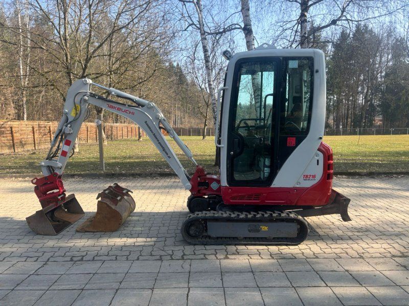 Takeuchi TB 216