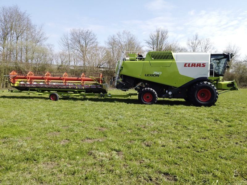 Claas GEBR. LION 750
