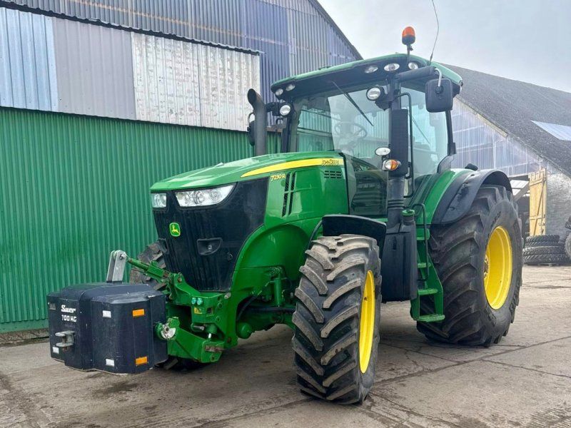 John Deere 7230R