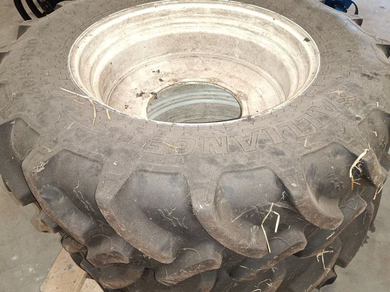 Hjul, For hjul 380/85 R30,  Bag hjul 380/90R46