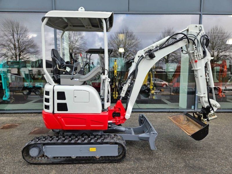 Takeuchi TB 215 R