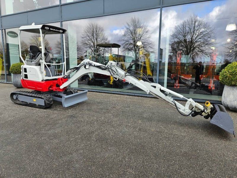 Takeuchi TB 215 R