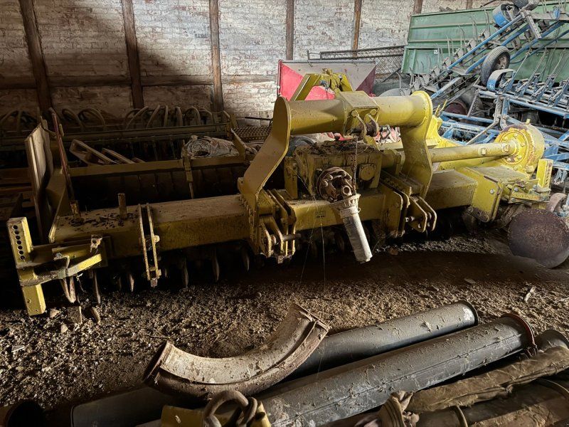 Dutzi KR 3000  Accordsähkasten und Scheibensähschar