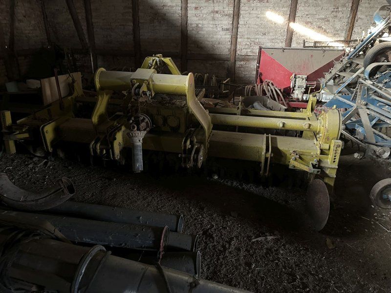 Dutzi KR 3000  Accordsähkasten und Scheibensähschar