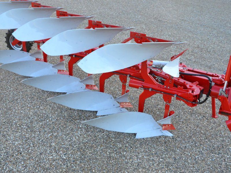 Ovlac 5 furet XPHV5-130/95-XL-HY kørt ca. 175Ha helt som ny