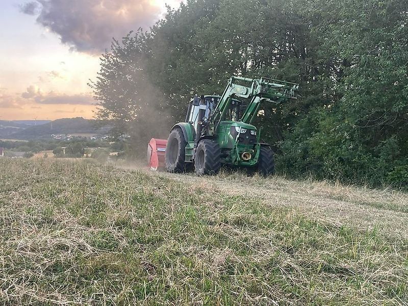 Omarv Sammel Schlegel  mit Sammelbehälter Firenze