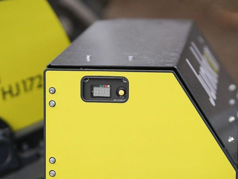 Junkkari Holzschredder Holzhäcksler Holzhacker Buschholzhacker