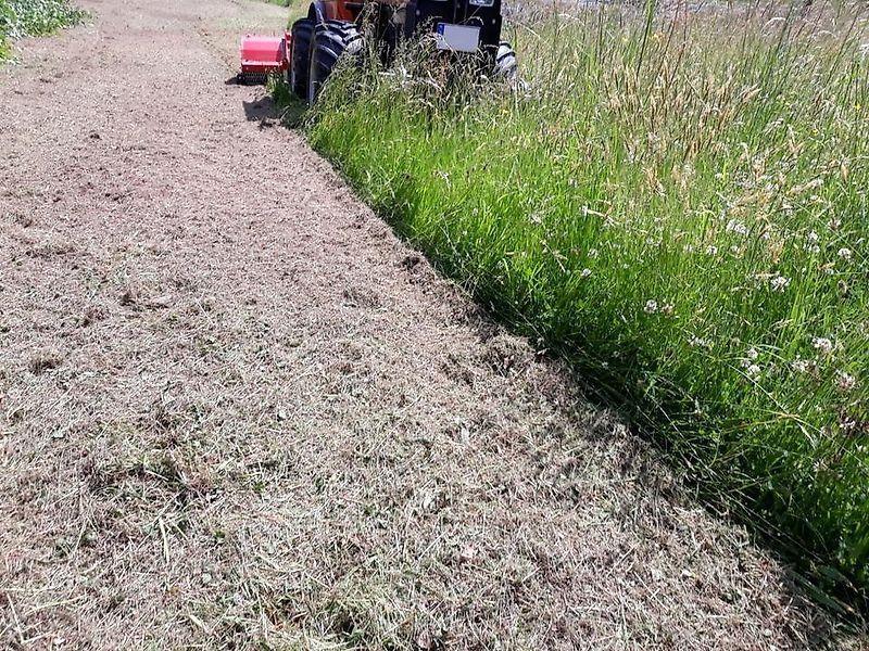 B&M Schlegel   Mäher Heck