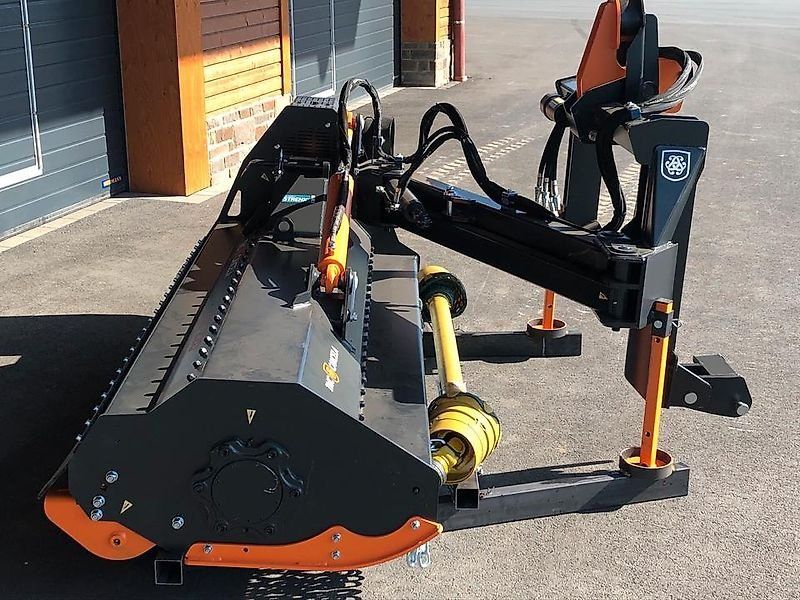 TMC Cancela Böschungs Seiten Schlegel