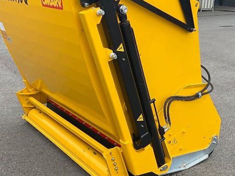 Omarv mit Sammelwanne Schlegel Mäher