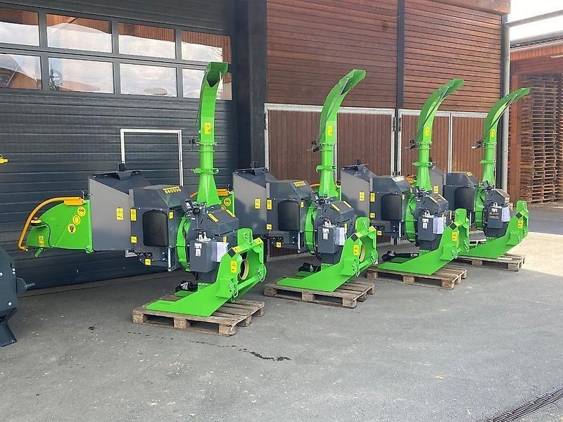 Holzhäcksler Holzhacker Holzschredder Hacker Buschholzhäcksler