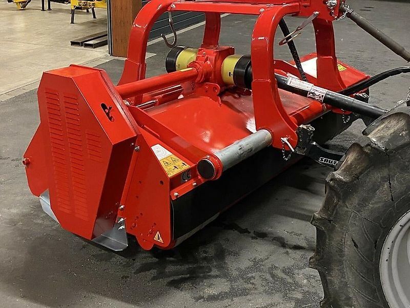 Omarv Schlegel   Mäher