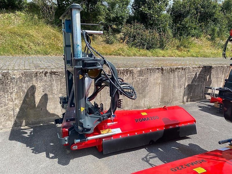 Omarv Schlegel Seiten Böschungs