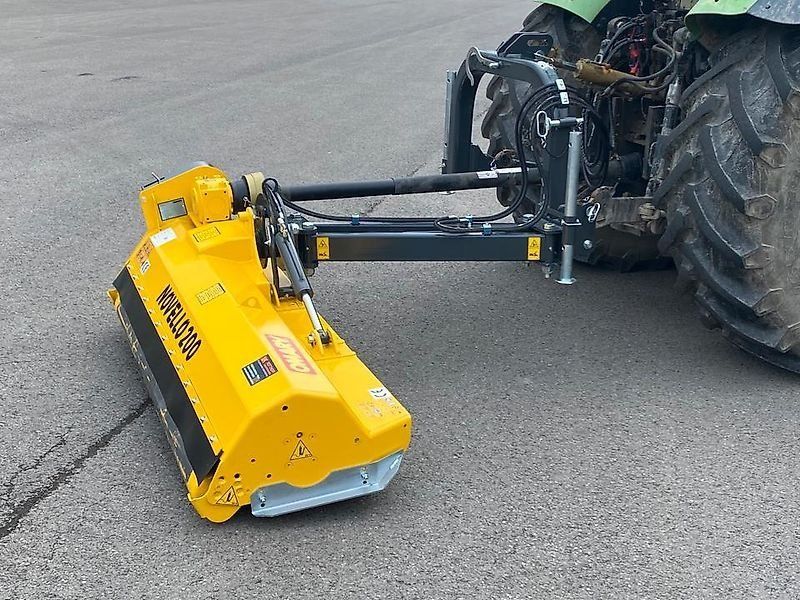 Omarv Schlegel  Seiten Böschungs