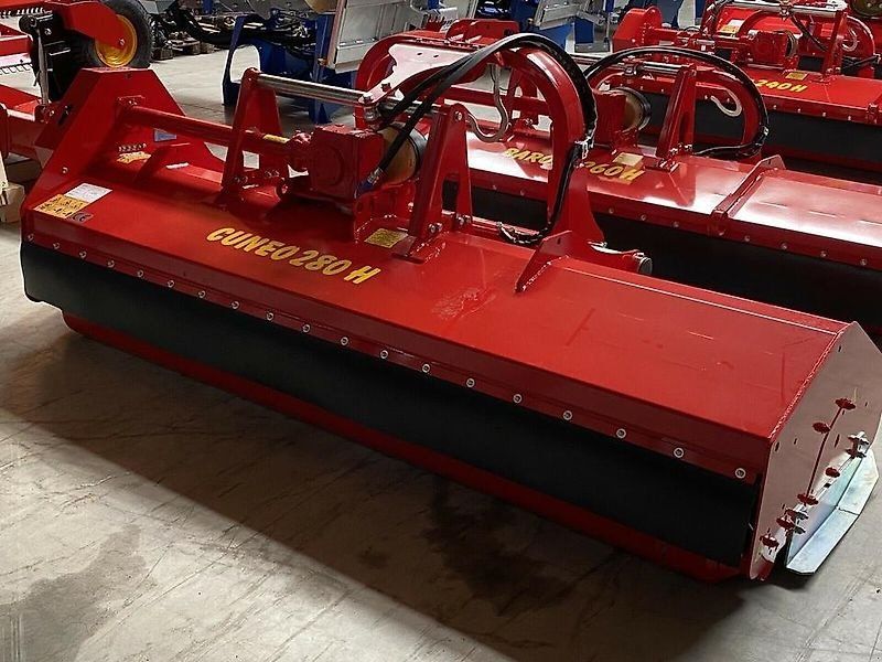 Omarv Schlegel   Mäher