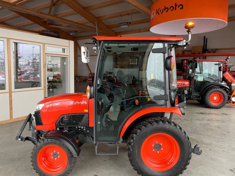 Kubota B2261