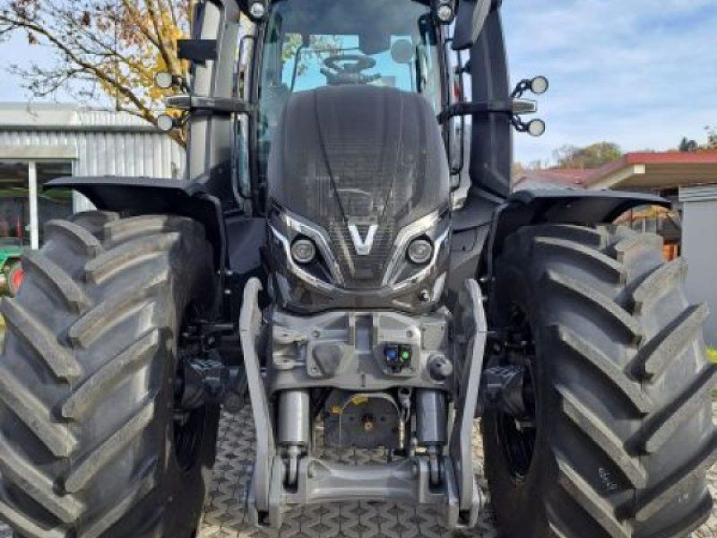 Valtra Q245