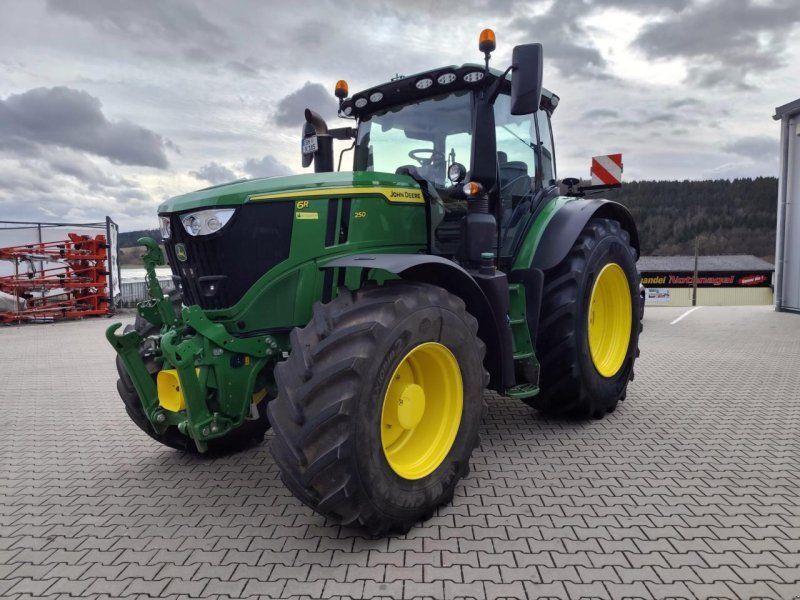 John Deere 6R 250 Command PRO