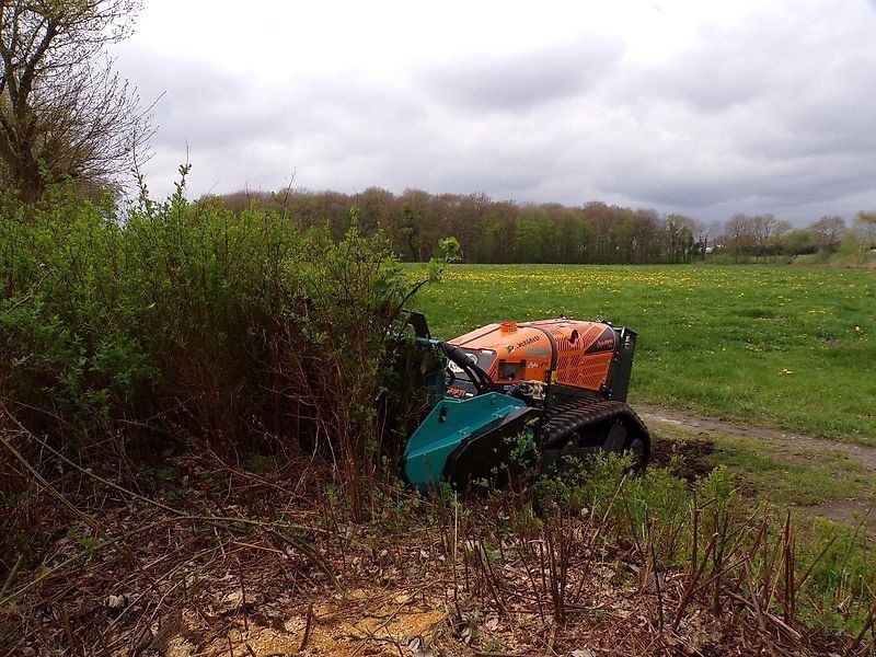 Mera Forstanbaumulcher FAM100/120/150 Robo