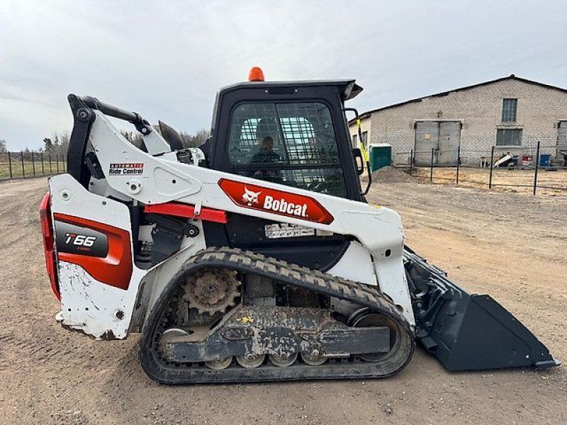 Bobcat T66