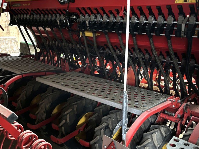 Väderstad Rapid 400C m. Biodrill 3244 ha.