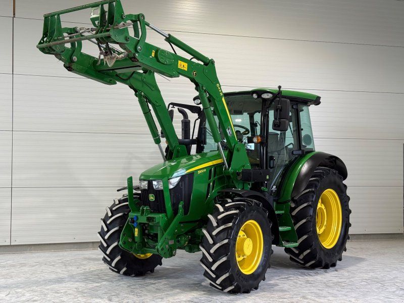John Deere 5100R