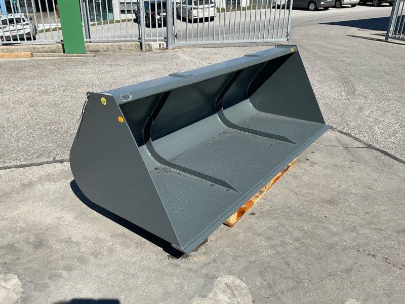 Leichtgutschaufel 2400