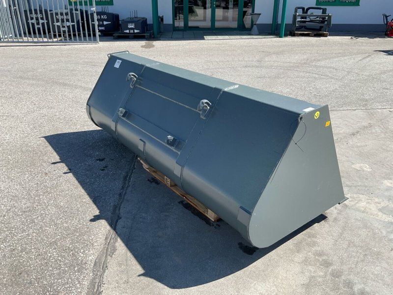 Leichtgutschaufel 2400